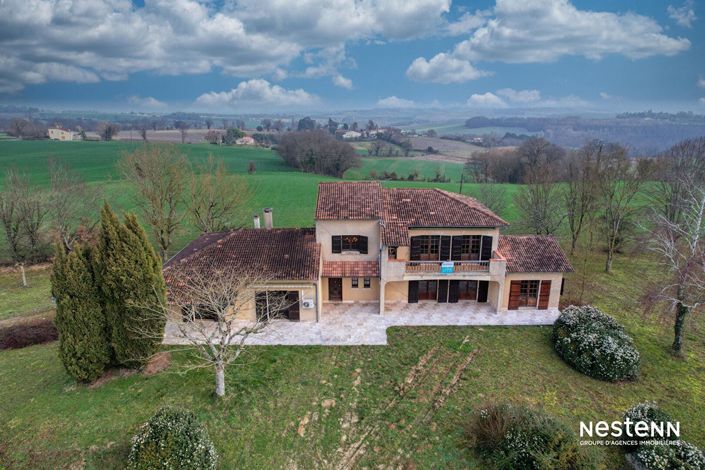 Image No.1-4 Bed House for sale