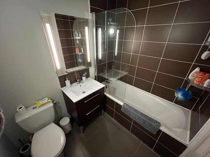 Image No.8-Appartement de 2 chambres à vendre à Saint-Cyprien