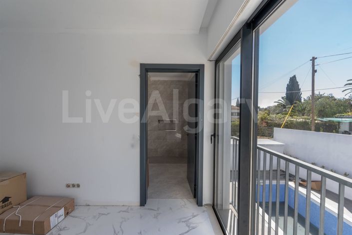 Image No.15-Maison de 4 chambres à vendre à Lagos