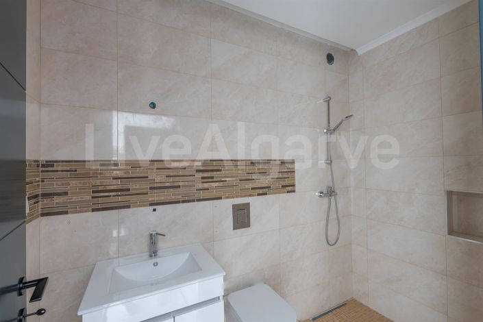 Image No.18-Maison de 4 chambres à vendre à Lagos