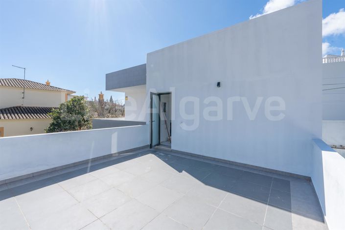 Image No.21-Maison de 4 chambres à vendre à Lagos