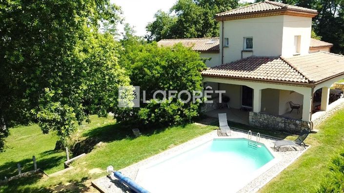 Image No.1-4 Bed House for sale