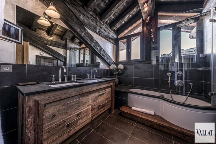 Image No.5-5 Bed Property for sale