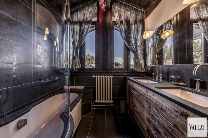 Image No.7-5 Bed Property for sale