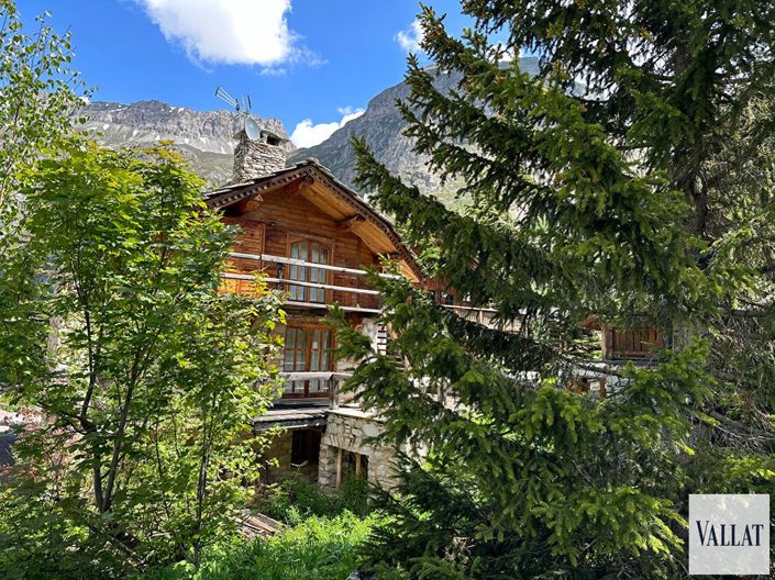 Image No.2-4 Bed House for sale