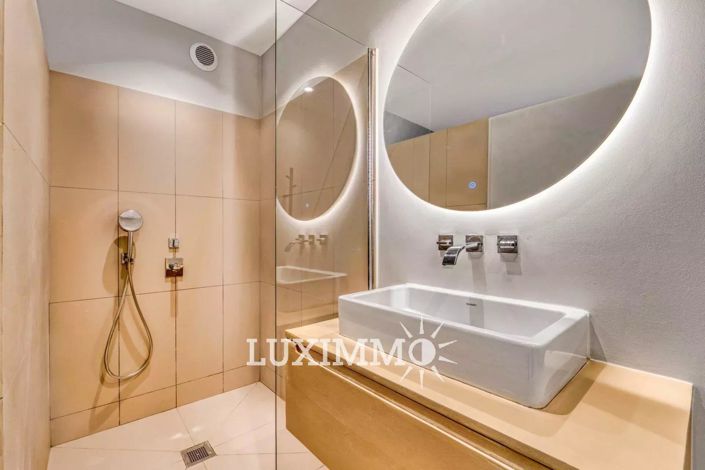 Image No.13-5 Bed House for sale