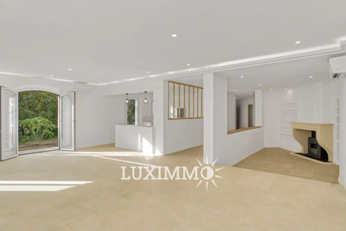 Image No.3-5 Bed House for sale