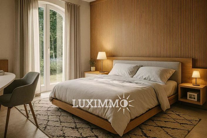 Image No.5-5 Bed House for sale