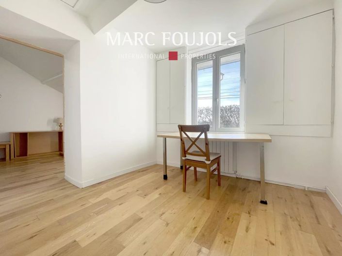 Image No.9-2 Bed House for sale