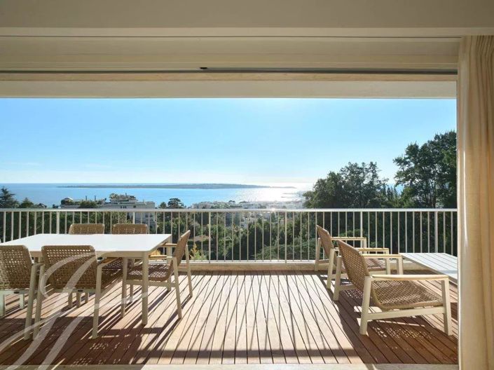 Image No.1-3 Bed Apartment for sale