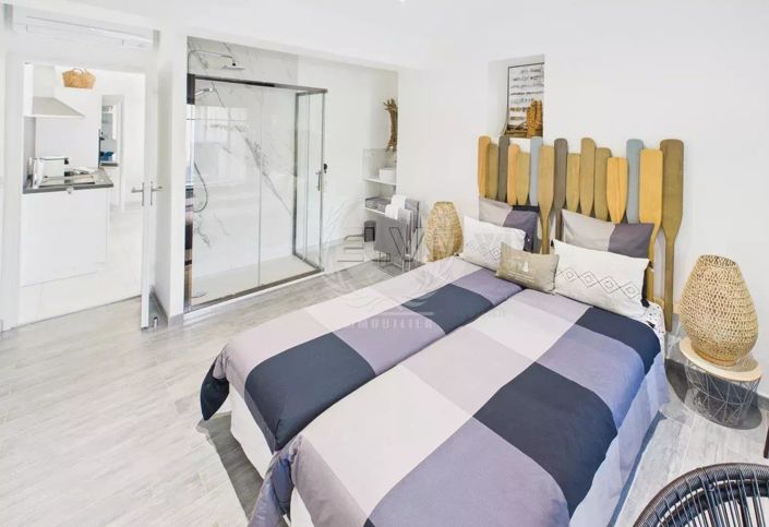 Image No.12-6 Bed House for sale