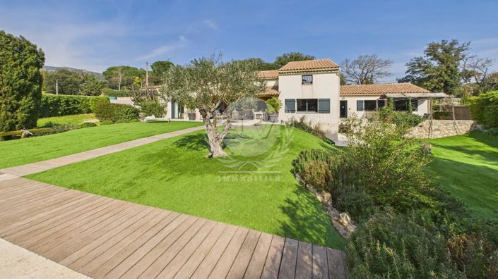 Image No.4-6 Bed House for sale