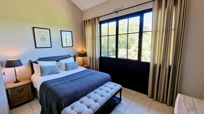 Image No.11-3 Bed House for sale