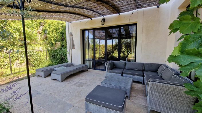 Image No.14-3 Bed House for sale