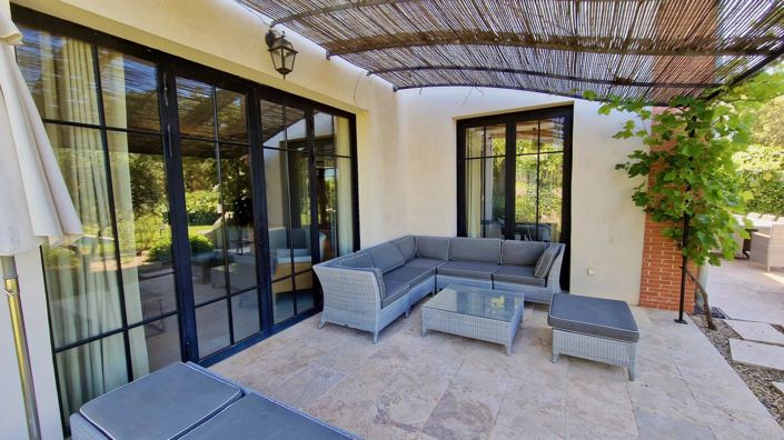 Image No.19-3 Bed House for sale