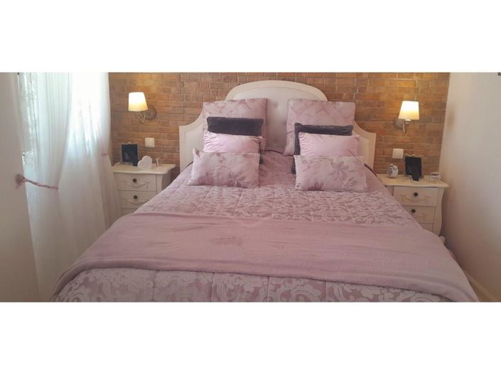 Image No.10-3 Bed House for sale