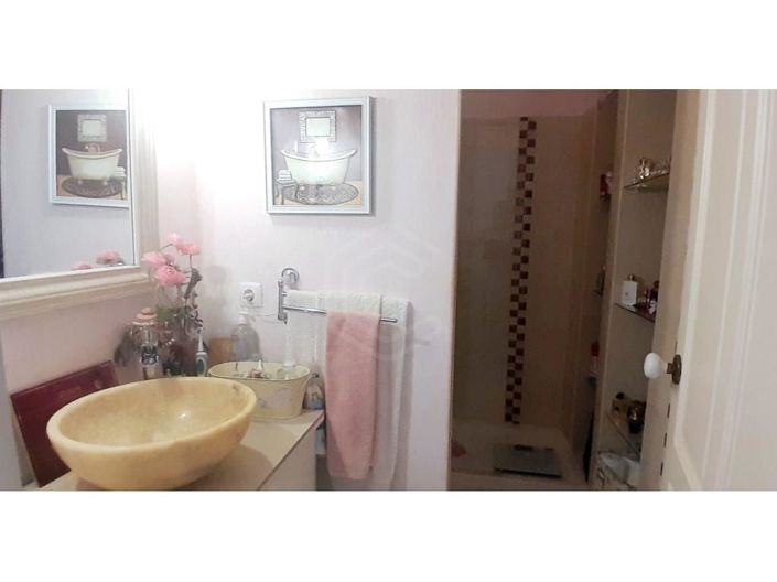 Image No.11-3 Bed House for sale