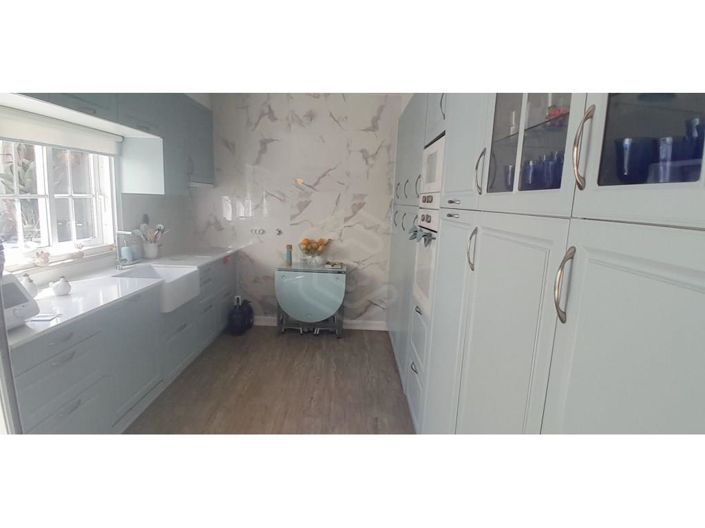 Image No.21-3 Bed House for sale