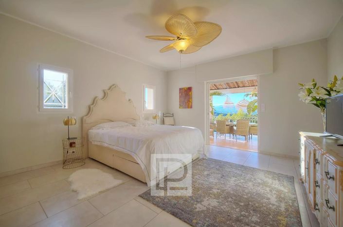 Image No.13-5 Bed House for sale