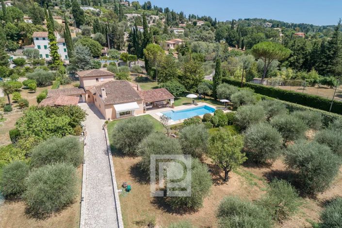 Image No.1-5 Bed House for sale