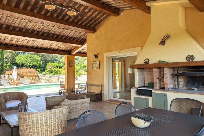 Image No.15-5 Bed House for sale