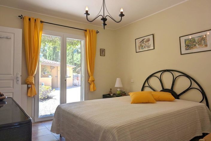 Image No.20-5 Bed House for sale