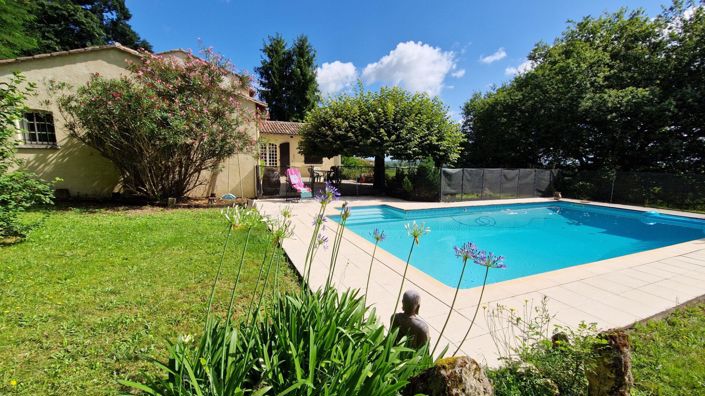 Image No.1-5 Bed House for sale