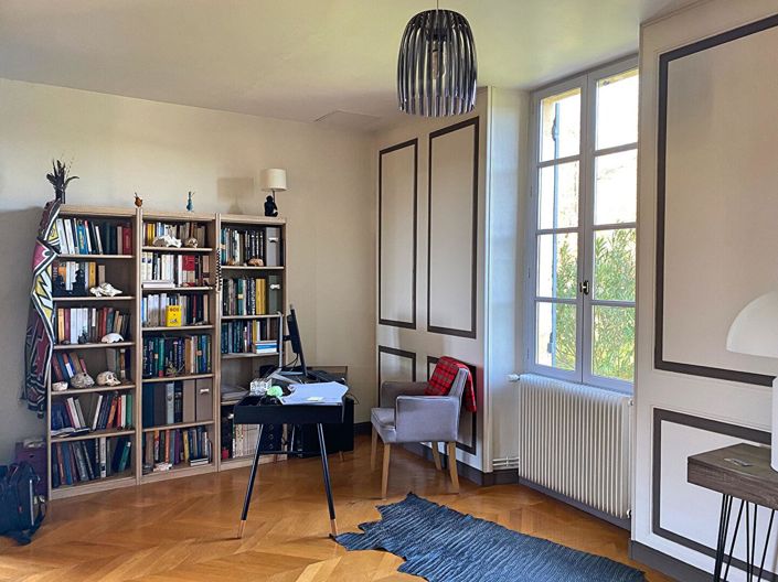 Image No.6-3 Bed House for sale