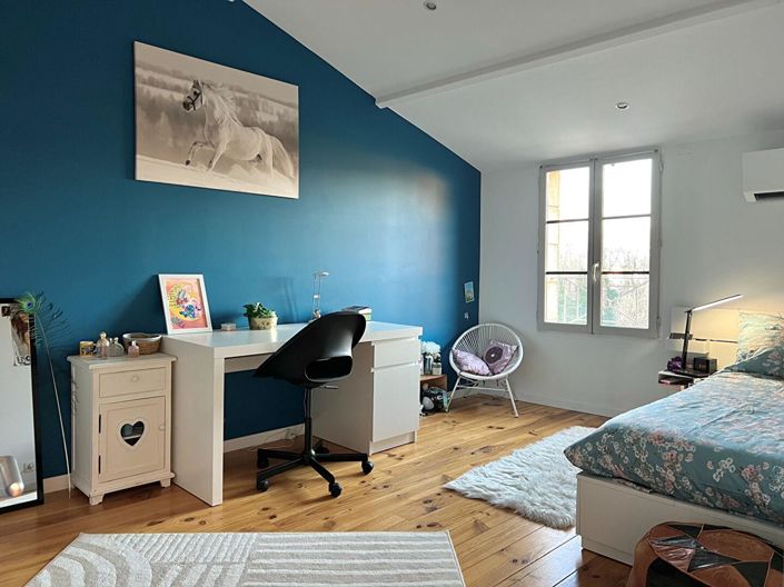 Image No.15-3 Bed House for sale