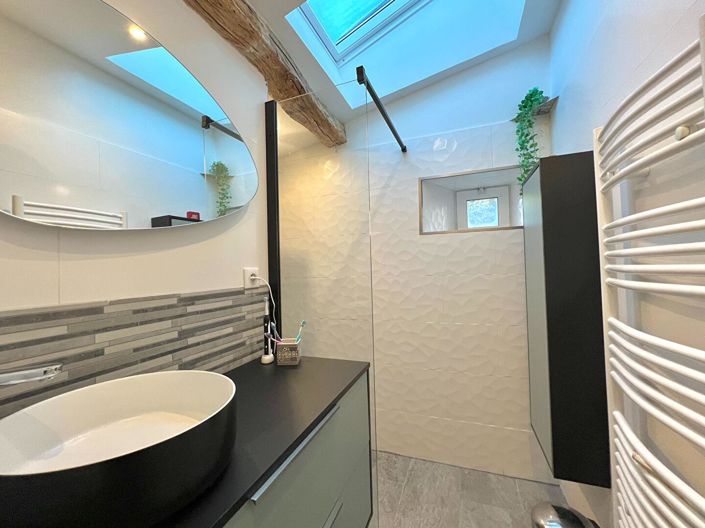 Image No.17-3 Bed House for sale