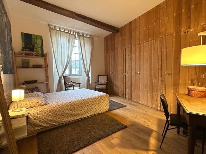 Image No.9-3 Bed House for sale