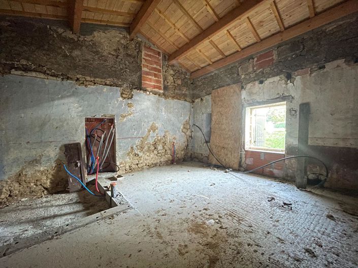 Image No.8-3 Bed House for sale