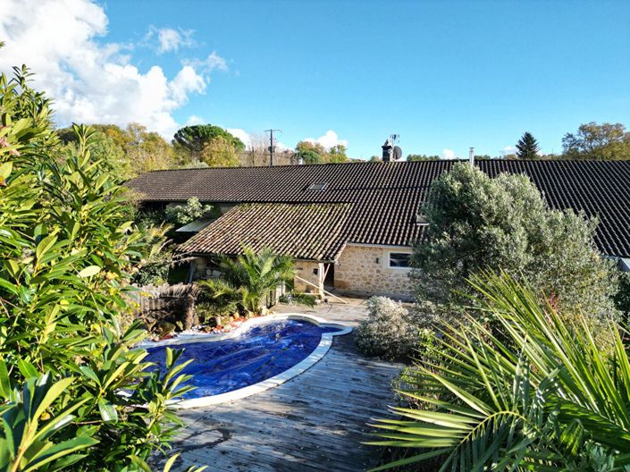 Image No.1-4 Bed House for sale
