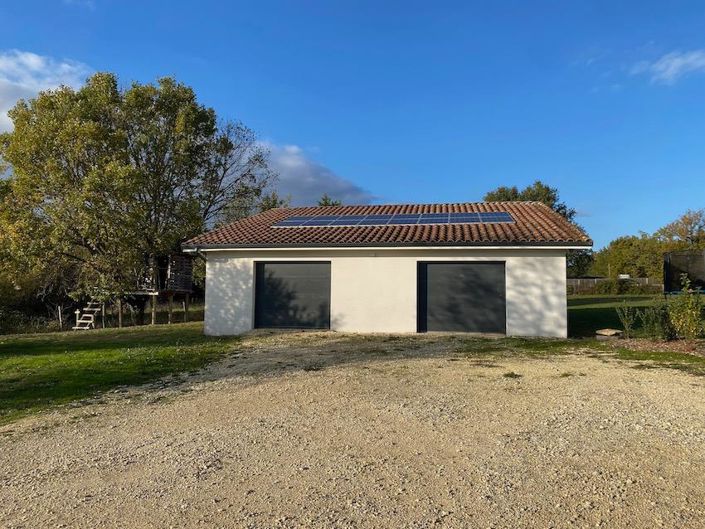 Image No.17-6 Bed House for sale