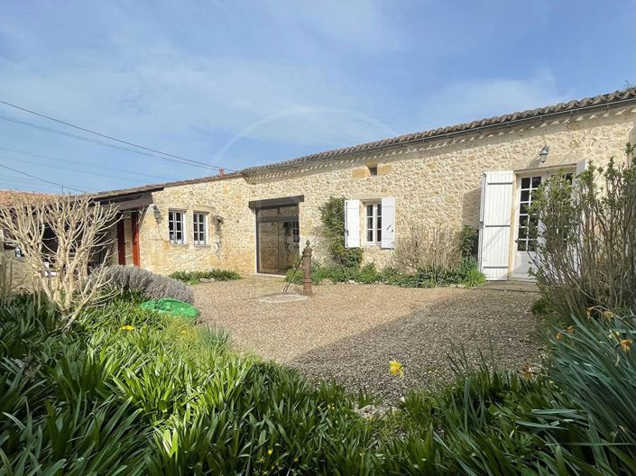 Image No.1-4 Bed House for sale