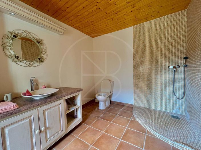 Image No.11-Maison de 5 chambres à vendre à Gensac