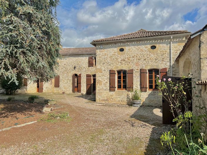 Image No.2-Maison de 5 chambres à vendre à Gensac