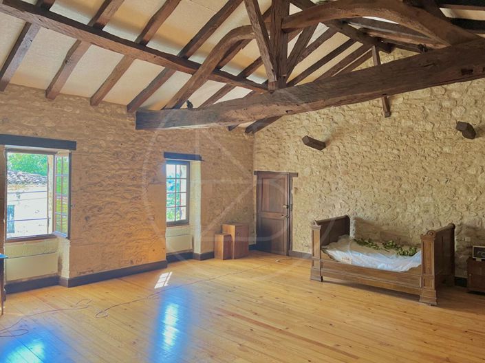 Image No.9-Maison de 5 chambres à vendre à Gensac