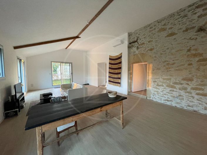 Image No.5-2 Bed House for sale