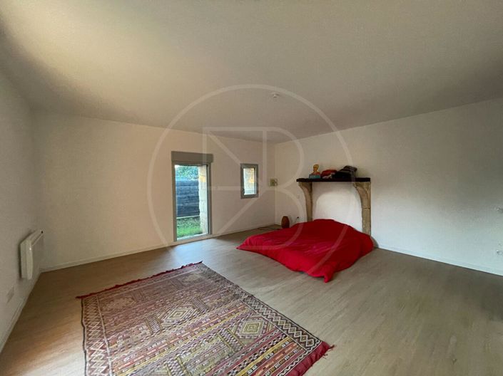 Image No.7-2 Bed House for sale