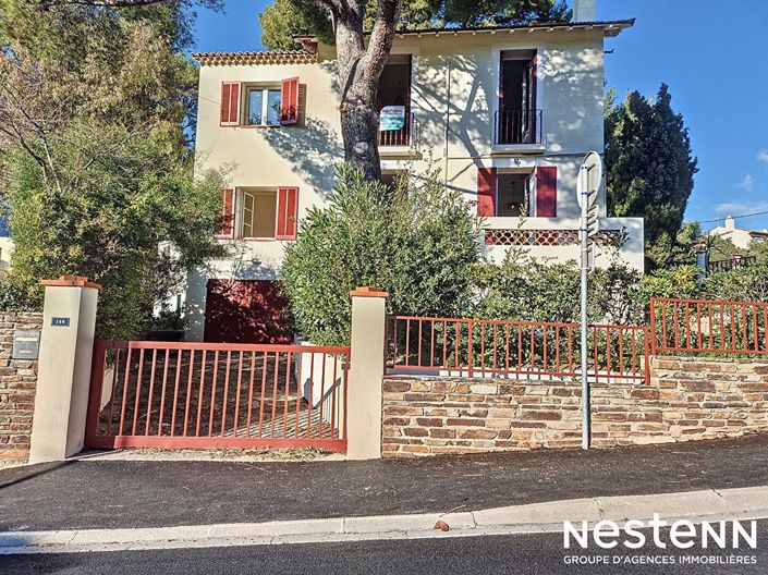 Image No.1-5 Bed House for sale