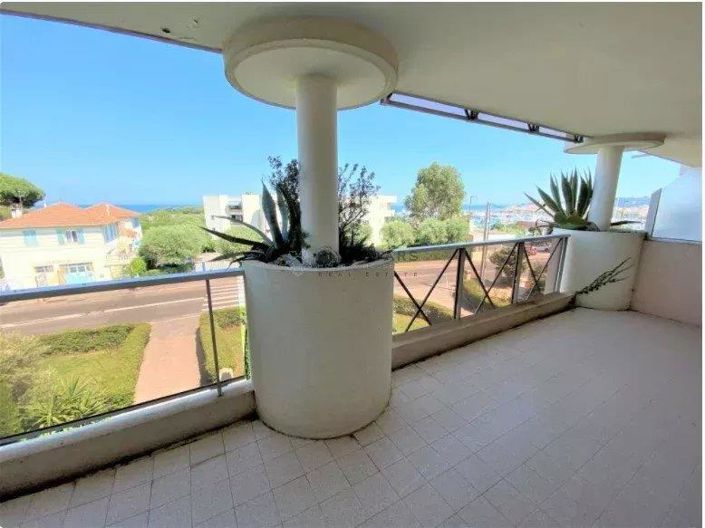 Image No.1-Appartement de 1 chambre à vendre à Antibes