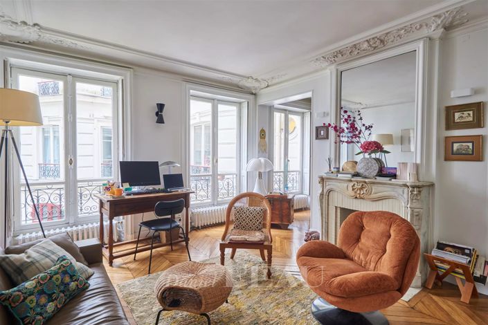Image No.1-3 Bed Apartment for sale