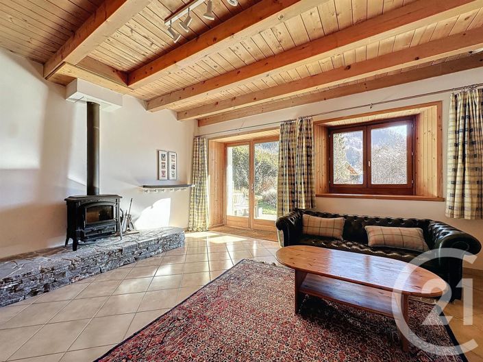 Image No.17-7 Bed House for sale