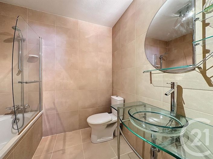 Image No.22-7 Bed House for sale