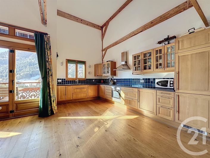 Image No.4-7 Bed House for sale