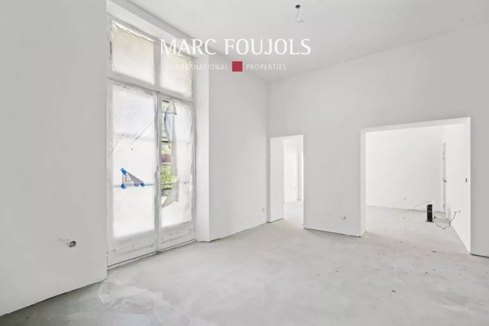 Image No.15-5 Bed Apartment for sale