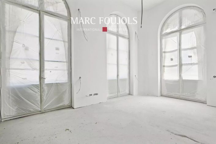 Image No.20-5 Bed Apartment for sale