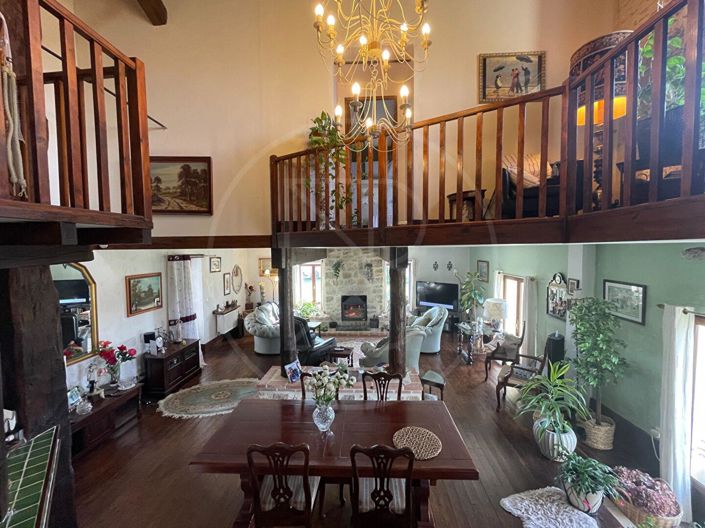 Image No.9-5 Bed House for sale