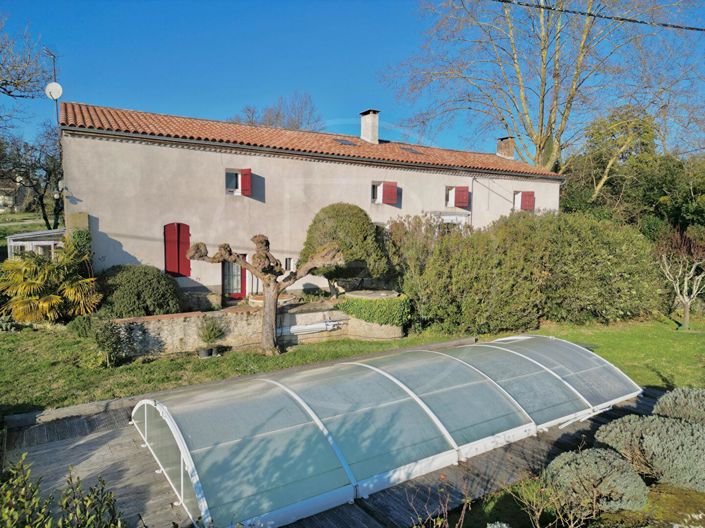 Image No.1-6 Bed House for sale